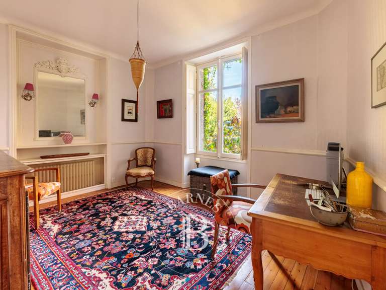 Maison Nantes - 6 chambres - 203m²