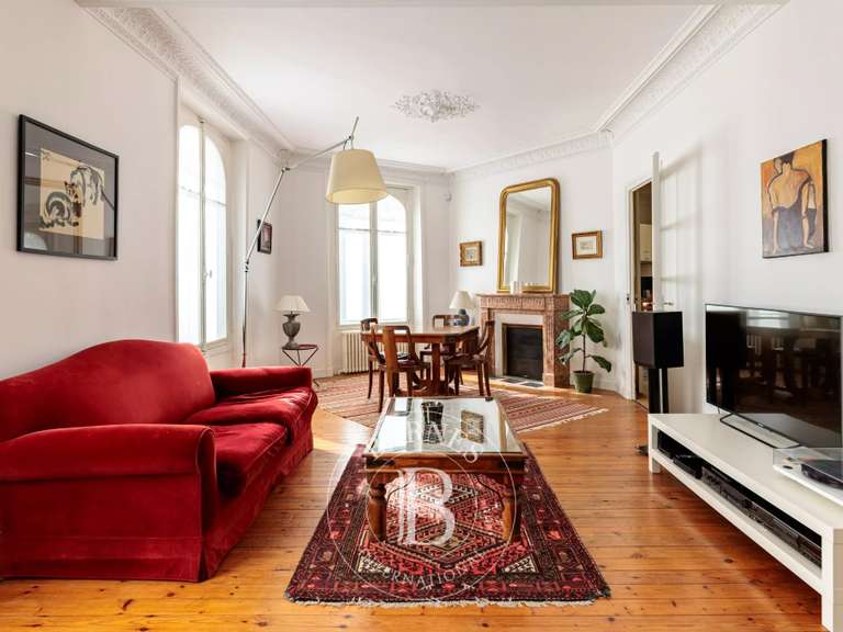 Maison Nantes - 6 chambres - 203m²