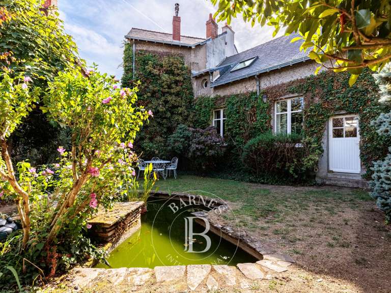 Maison Nantes - 6 chambres - 203m²