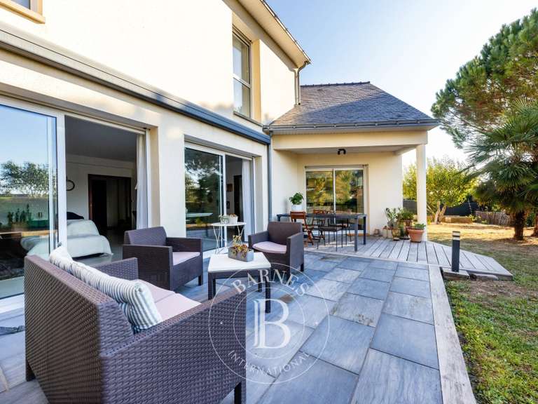 Maison Nantes - 5 chambres - 203m²
