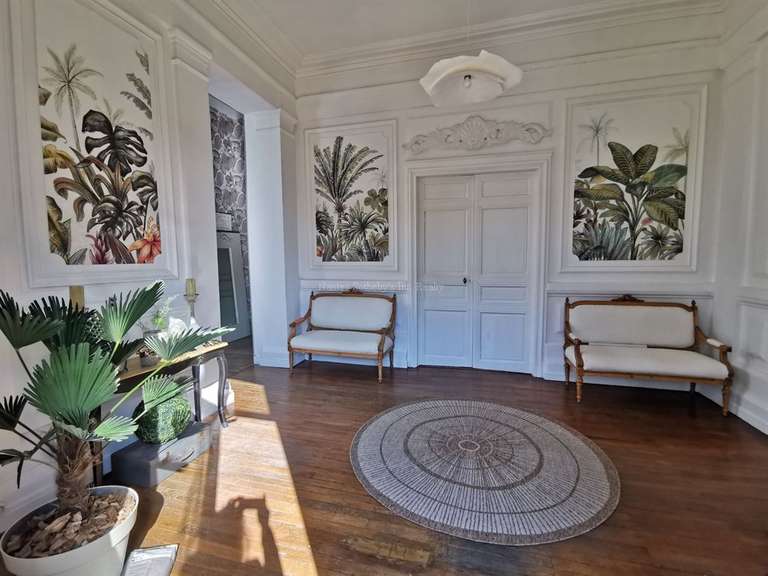 Maison Nantes - 12 chambres - 675m²