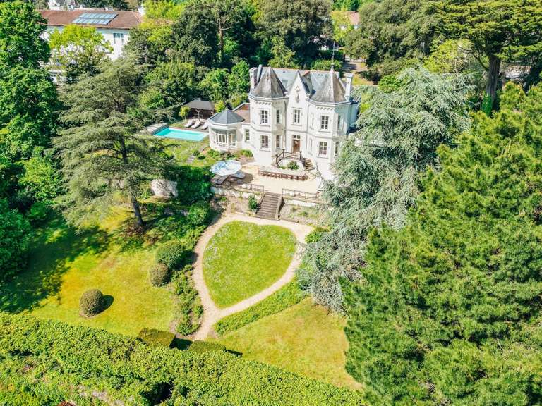 Propriété Nantes - 485m²