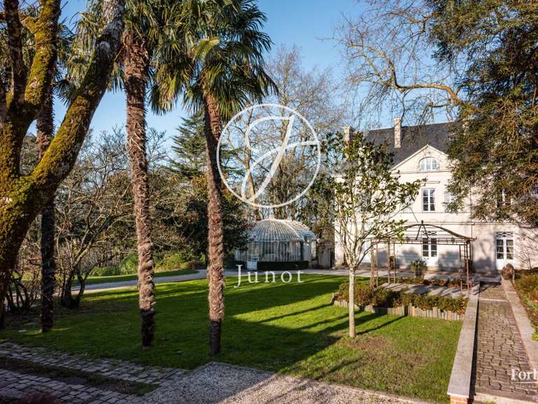 Property Nantes - 8 bedrooms - 477m²