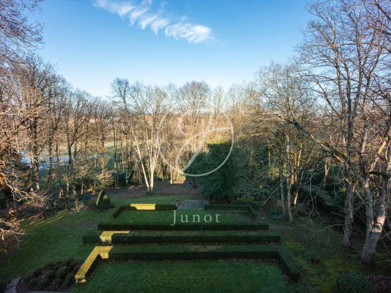 Propriété Nantes - 8 chambres - 477m²