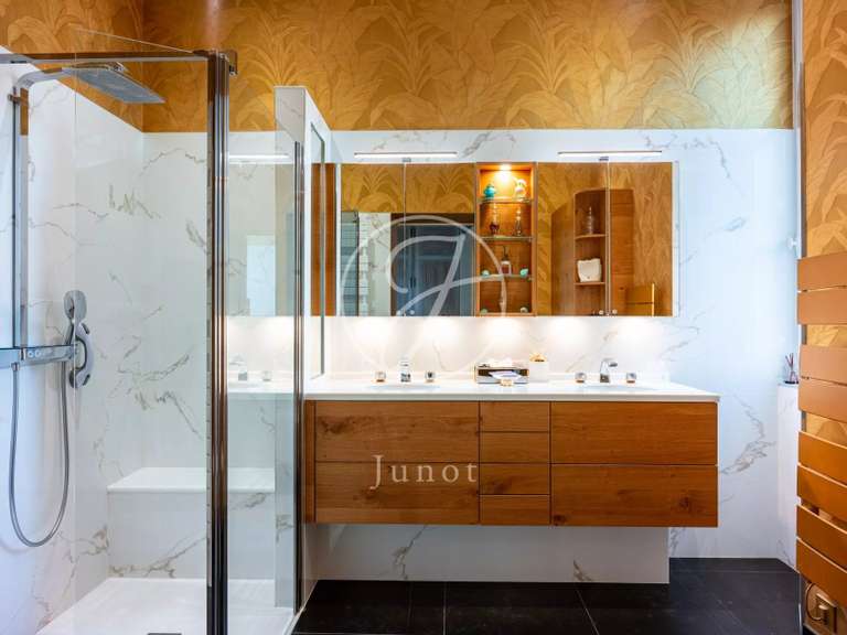 Propriété Nantes - 8 chambres - 477m²