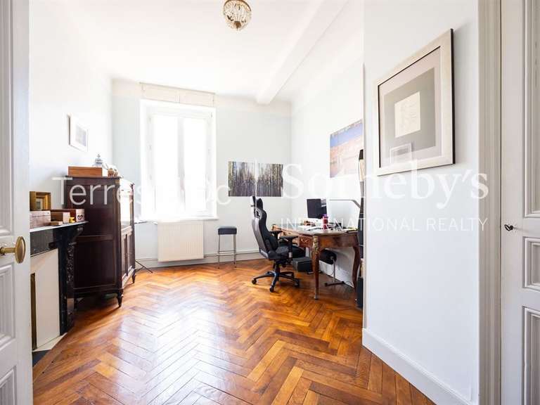 Appartement Narbonne - 3 chambres - 218m²