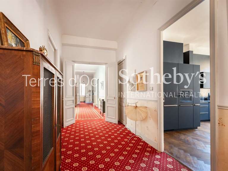 Appartement Narbonne - 3 chambres - 218m²