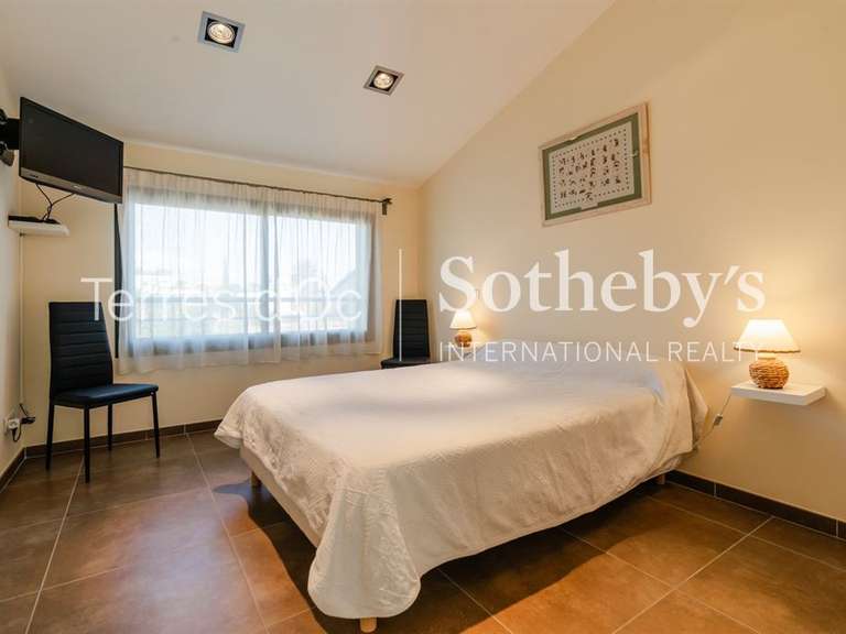 Maison Narbonne - 5 chambres - 333m²