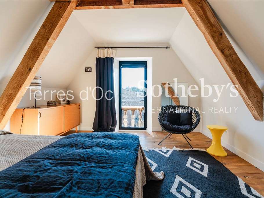 House Narbonne