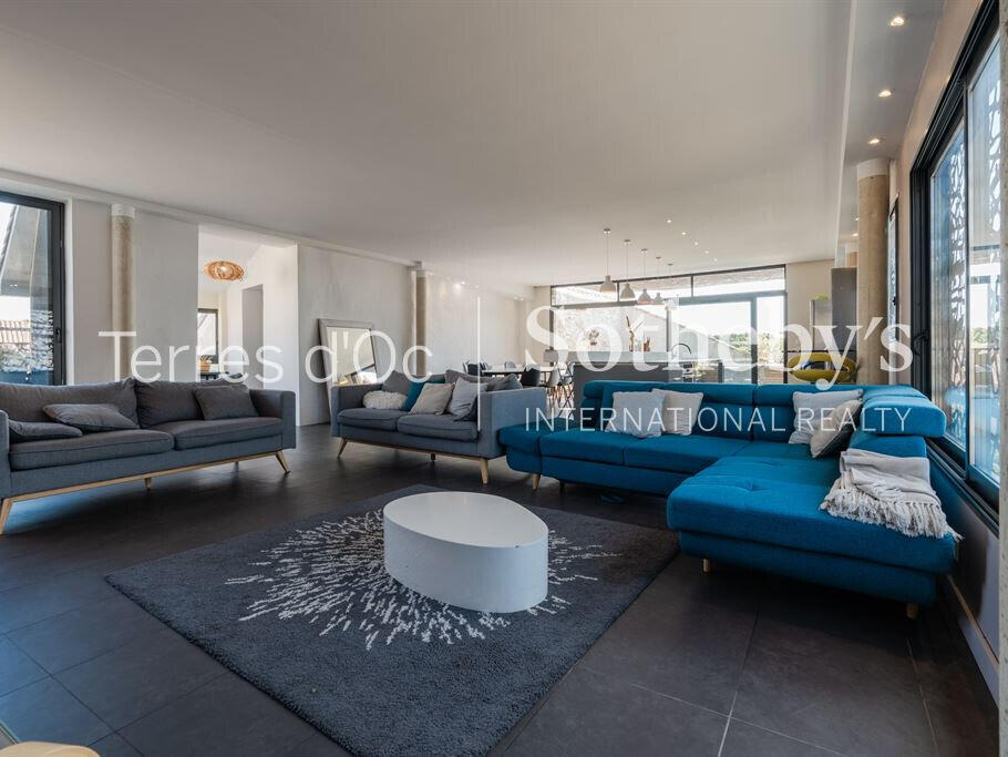 House Narbonne