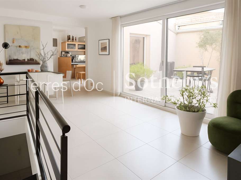 House Narbonne