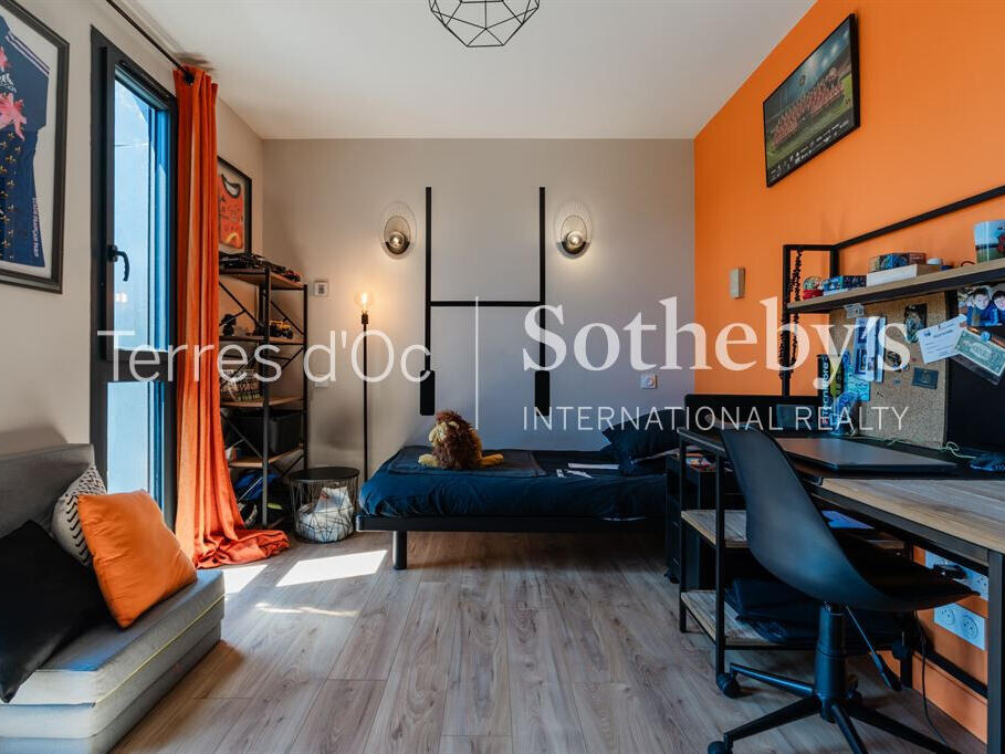 House Narbonne