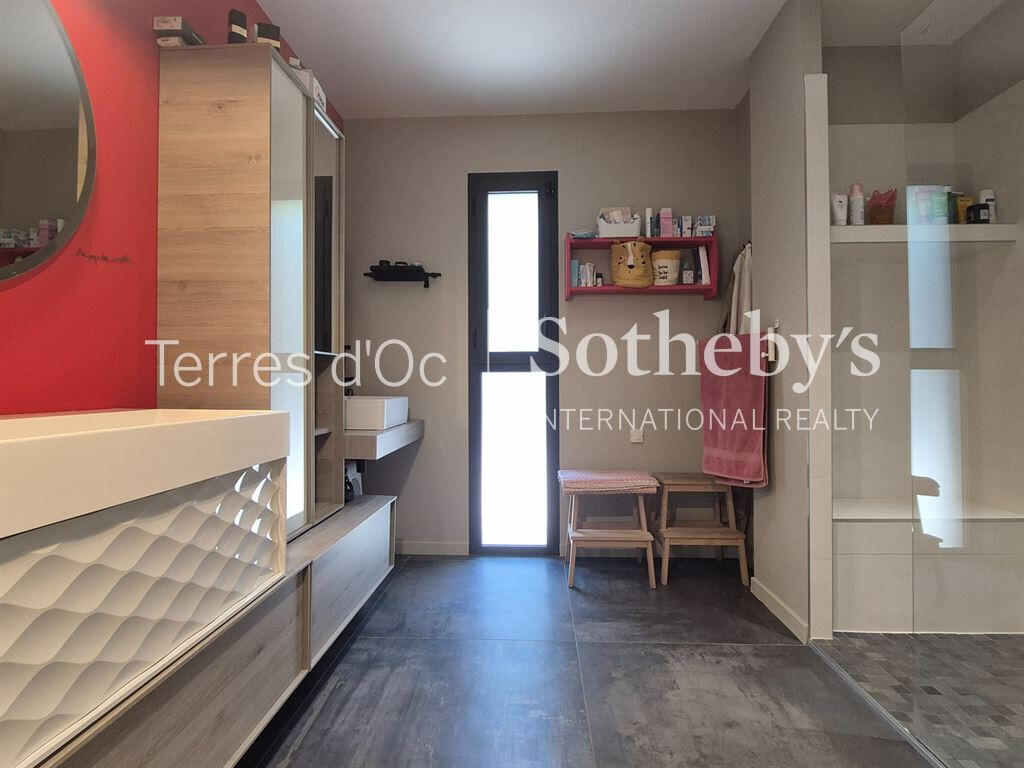 House Narbonne