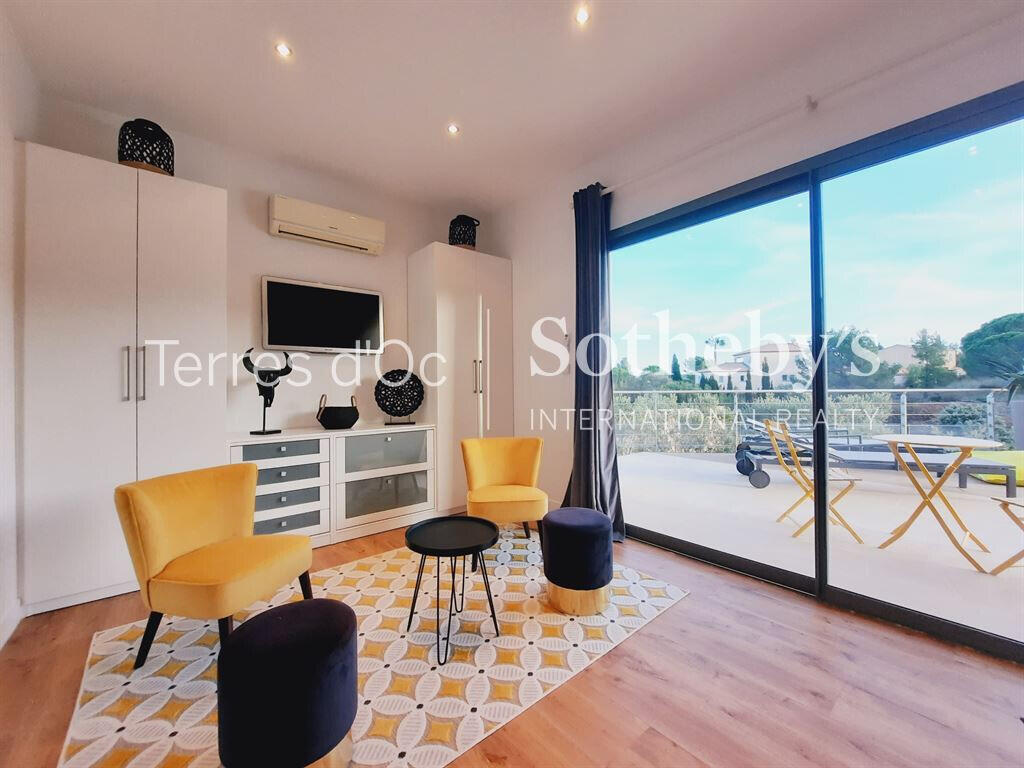House Narbonne