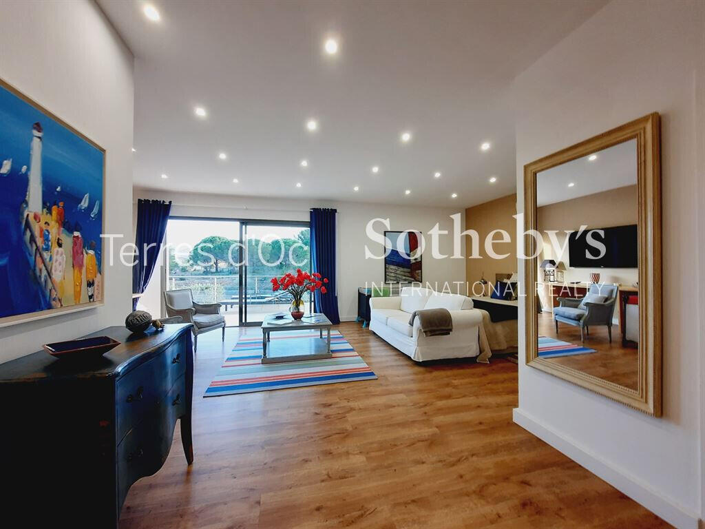 House Narbonne