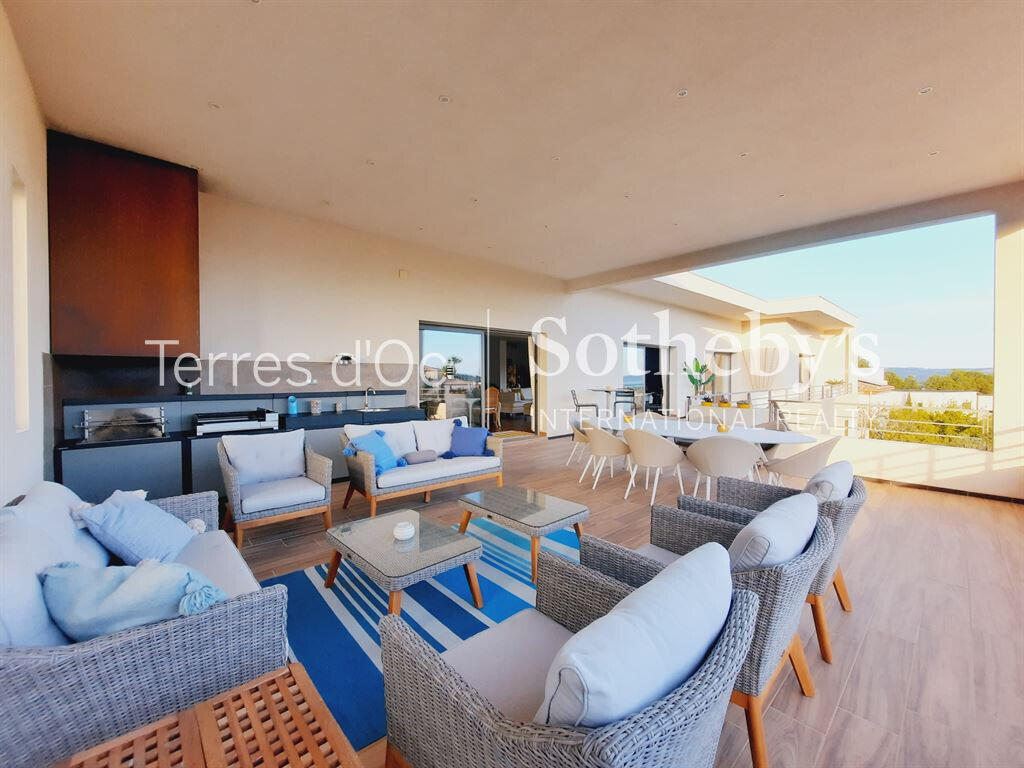 House Narbonne