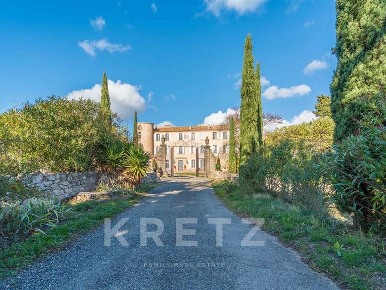 Maison Narbonne - 13 chambres - 1117m²