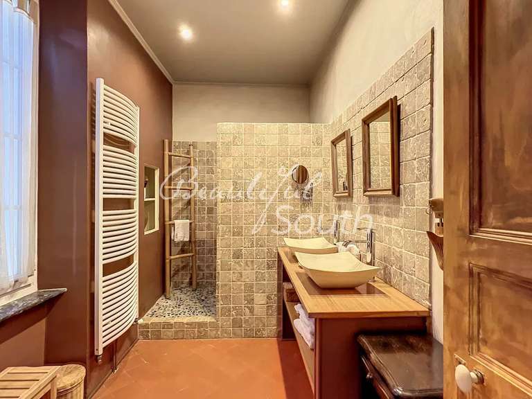 Maison Narbonne - 8 chambres - 483m²