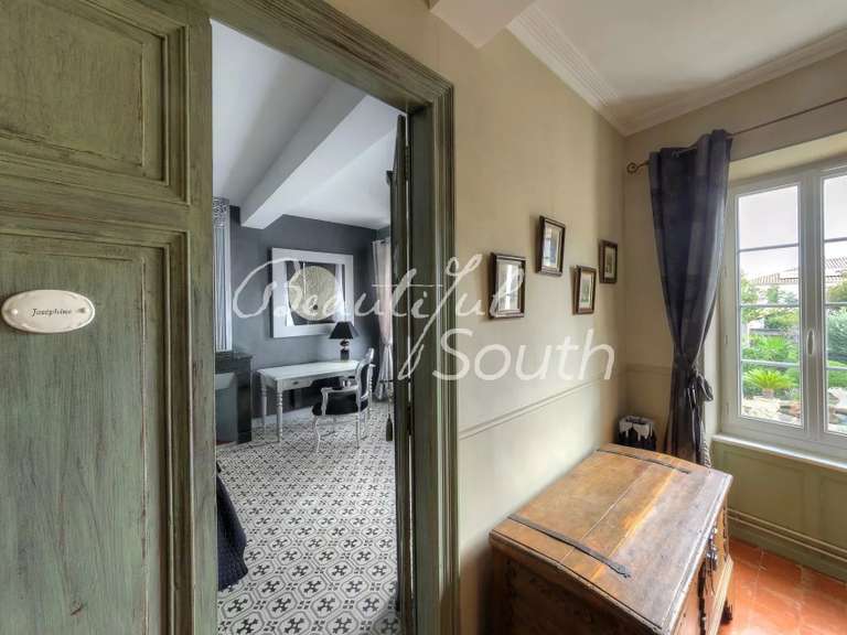 Maison Narbonne - 8 chambres - 483m²