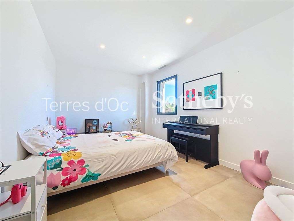 House Narbonne