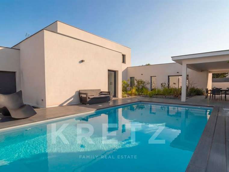 Maison Narbonne - 4 chambres - 247m²