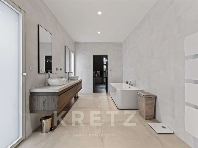 Maison Narbonne - 4 chambres - 247m²