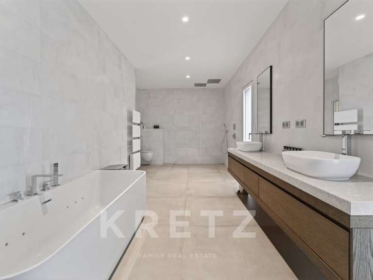 Maison Narbonne - 4 chambres - 247m²