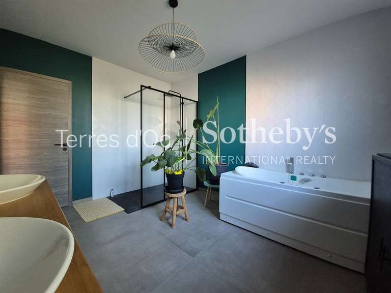 Maison Narbonne - 4 chambres - 207m²