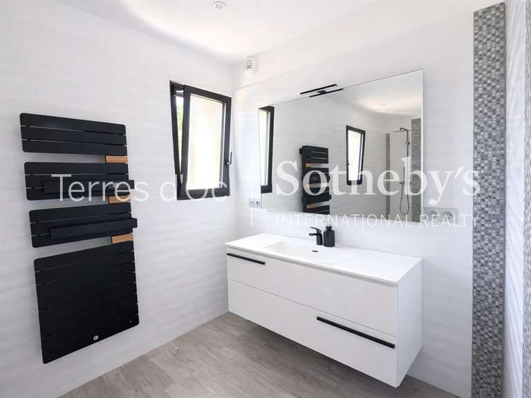 Maison Narbonne - 4 chambres - 207m²