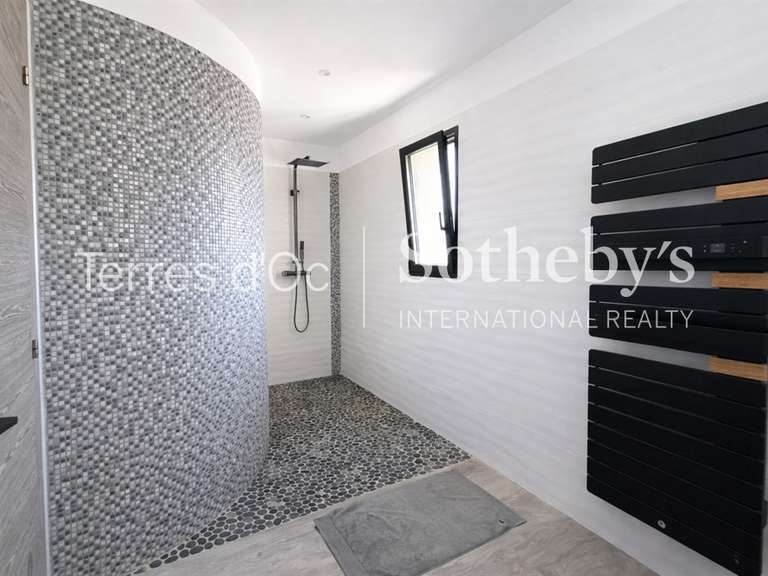 Maison Narbonne - 4 chambres - 207m²