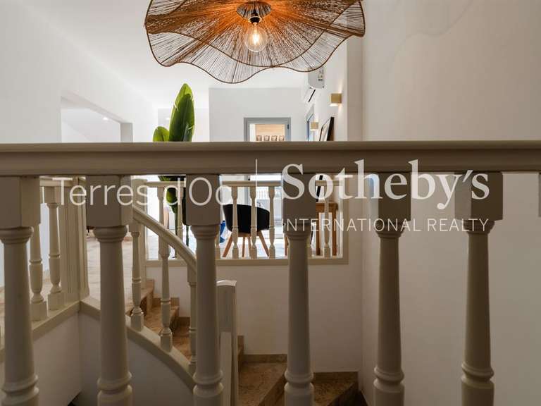 Maison Narbonne - 4 chambres - 203m²