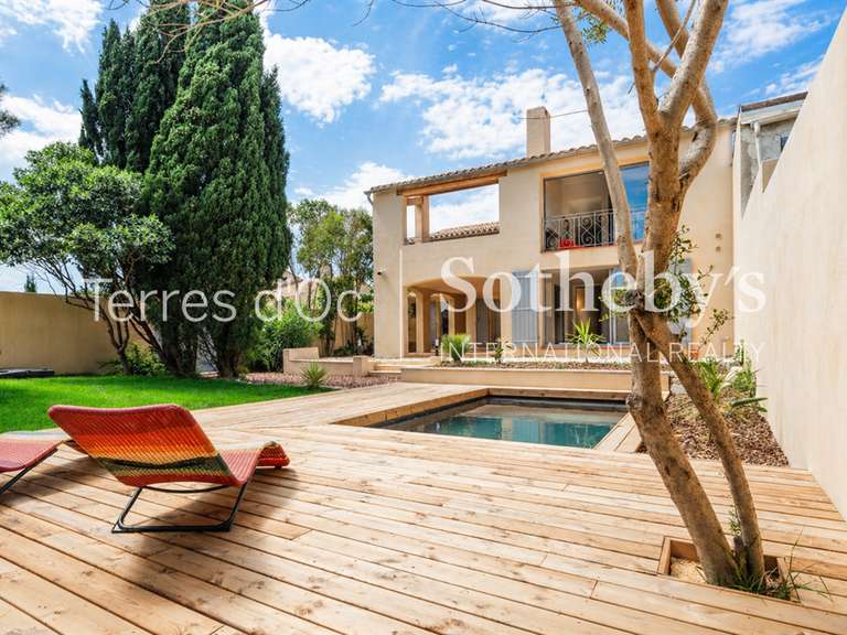 Maison Narbonne - 4 chambres - 203m²