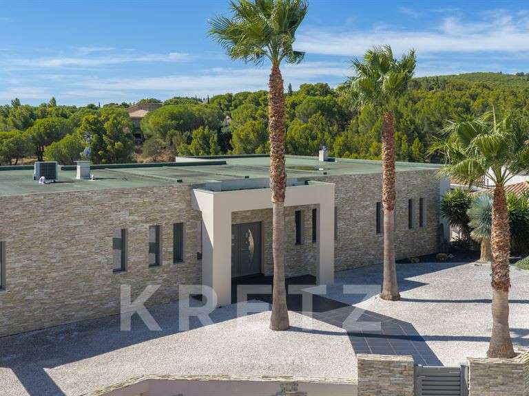 Maison Narbonne - 5 chambres - 360m²