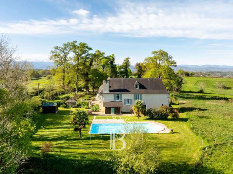 Bien atypique Navarrenx - 6 chambres - 416m²