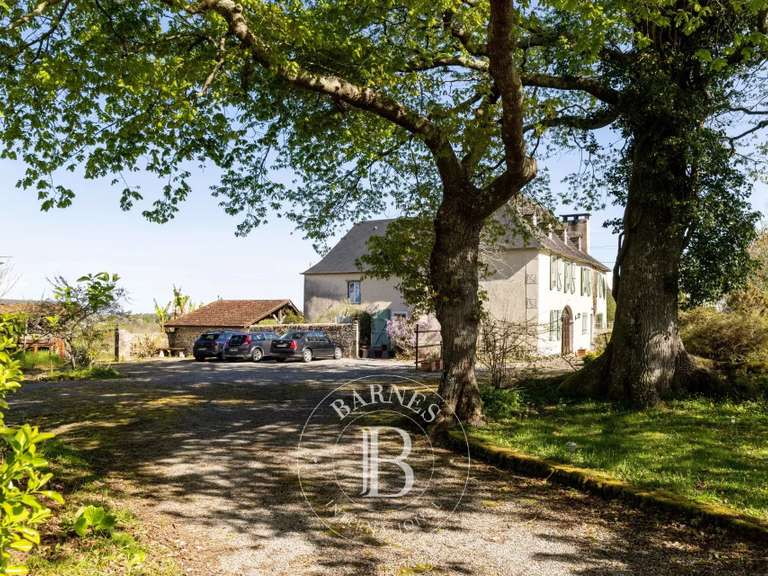 Bien atypique Navarrenx - 6 chambres - 416m²
