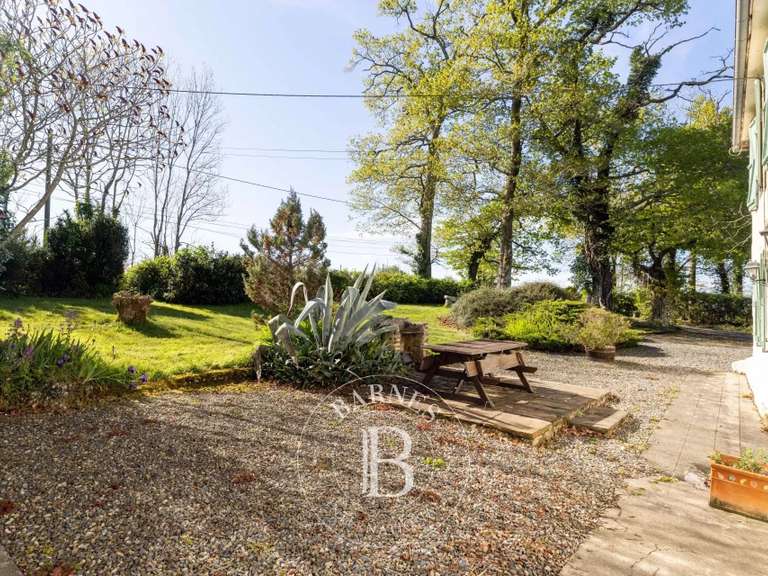 Bien atypique Navarrenx - 6 chambres - 416m²