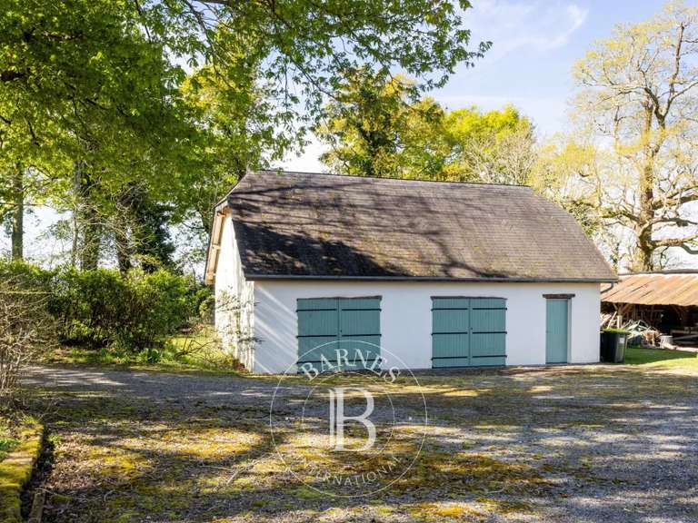 Bien atypique Navarrenx - 6 chambres - 416m²