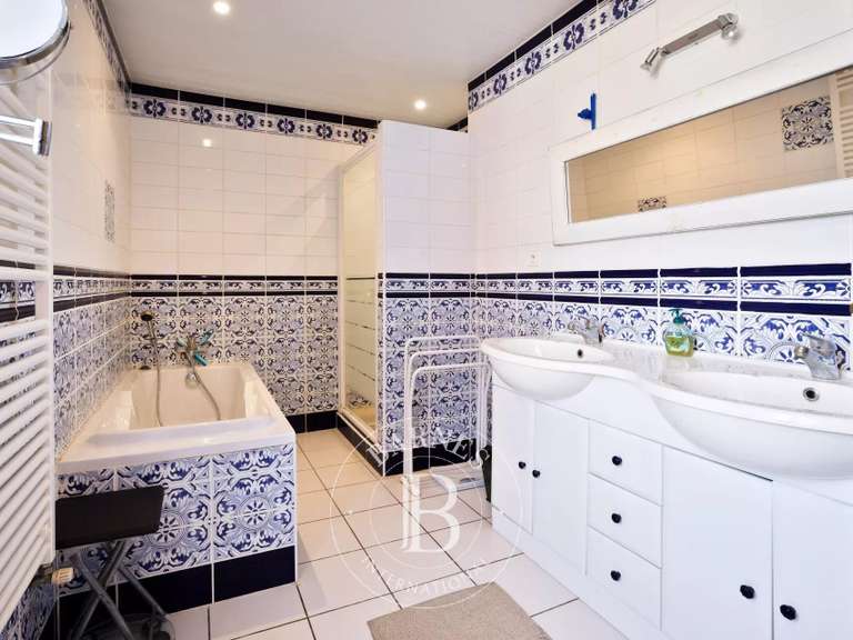 Maison Navarrenx - 4 chambres - 190m²