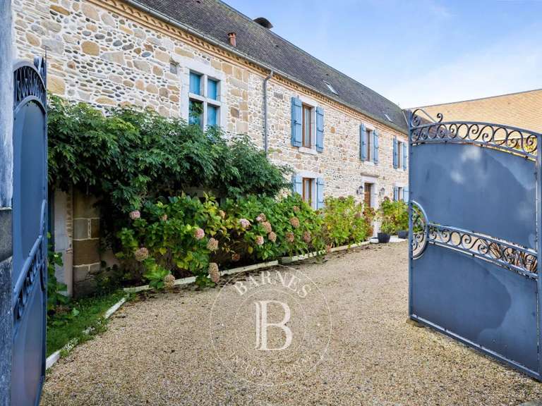 Maison Navarrenx - 4 chambres - 190m²