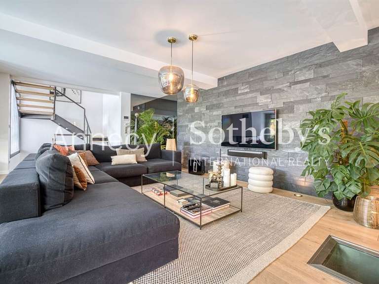 Maison Nâves-Parmelan - 6 chambres - 350m²