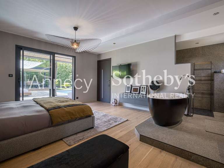 Maison Nâves-Parmelan - 6 chambres - 350m²