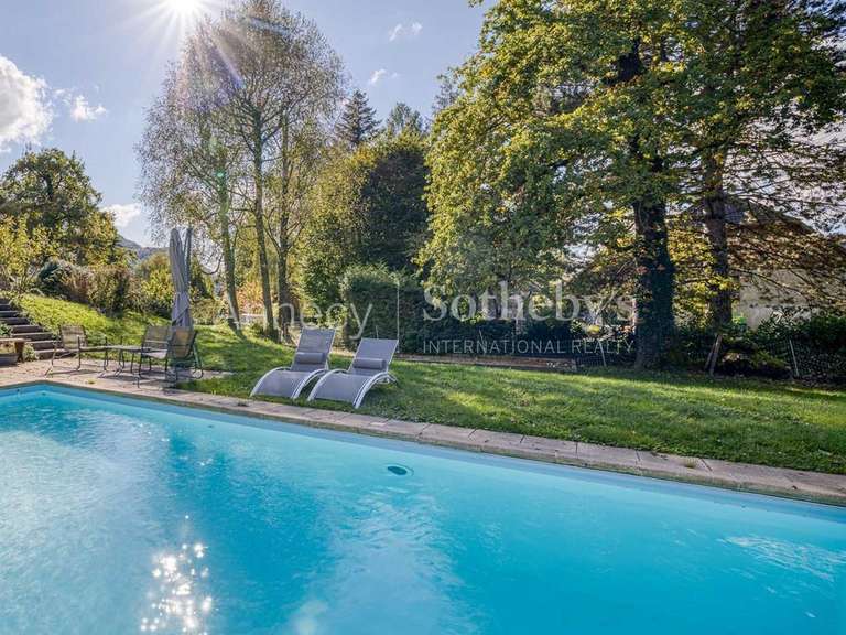 Maison Nâves-Parmelan - 4 chambres - 200m²