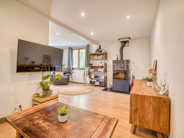 Maison Nâves-Parmelan - 4 chambres - 200m²