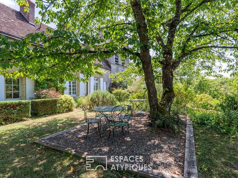 House Nazelles-Négron - 4 bedrooms