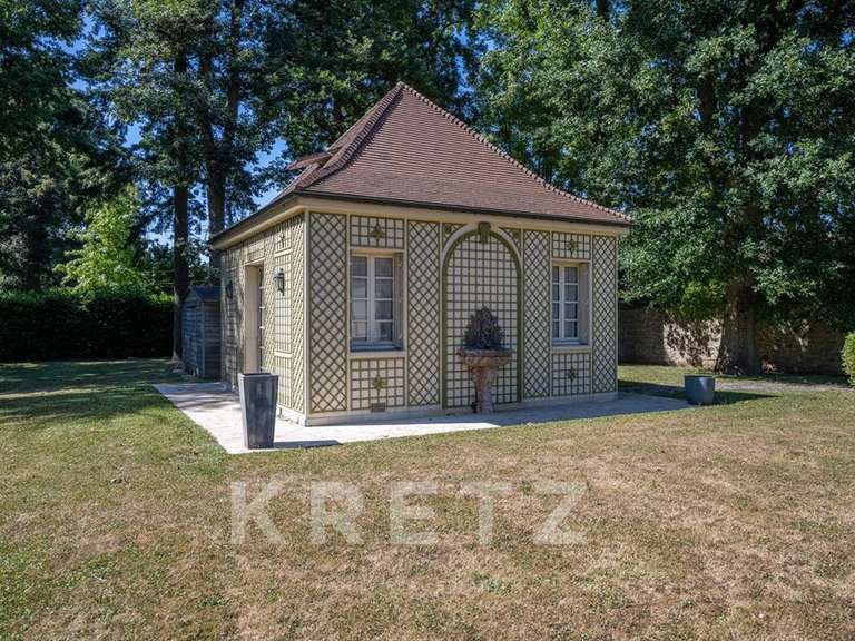 House Neauphle-le-Château - 4 bedrooms - 270m²