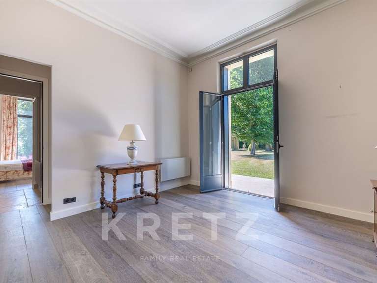 House Neauphle-le-Château - 4 bedrooms - 270m²