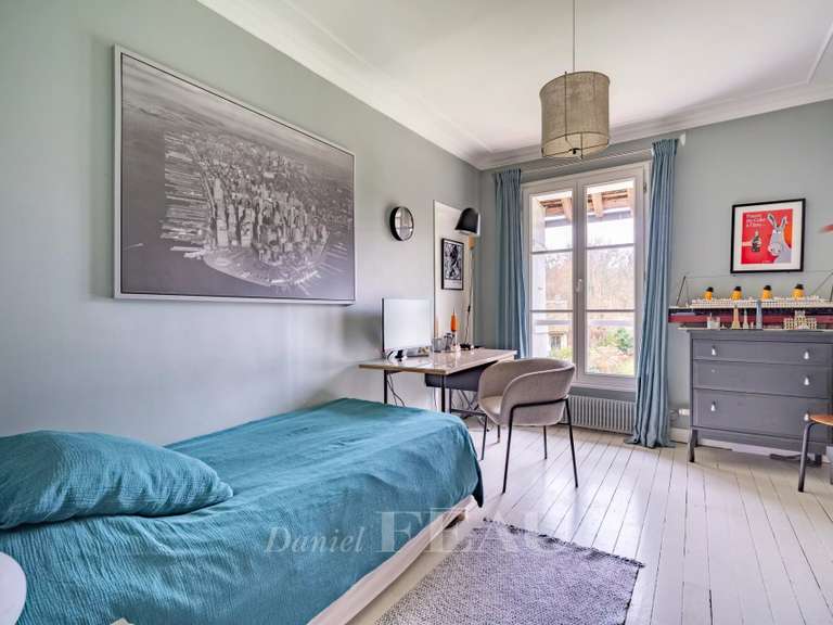 House Neauphle-le-Château - 4 bedrooms - 220m²