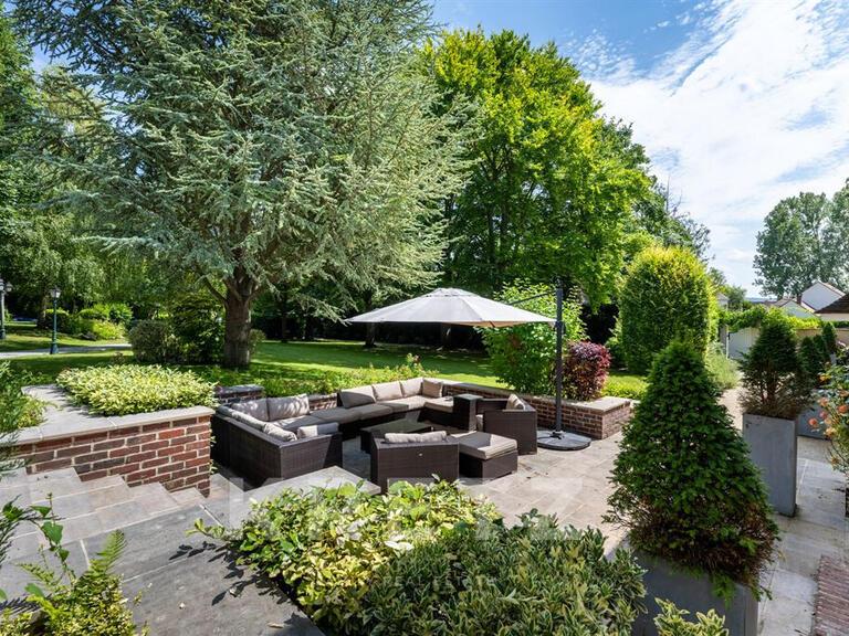Maison Neauphle-le-Vieux - 8 chambres - 483m²