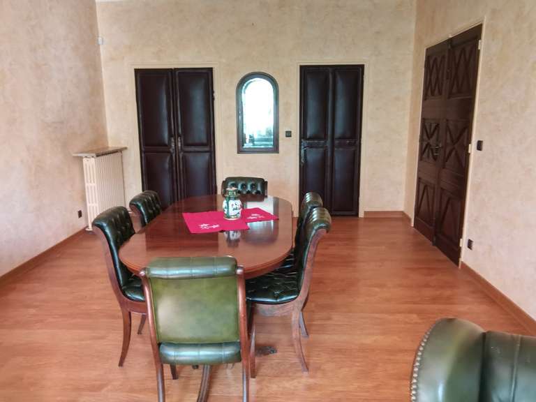 Maison Nègrepelisse - 6 chambres - 302m²