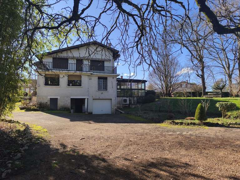 Maison Nègrepelisse - 6 chambres - 302m²